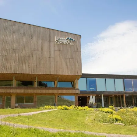 Almhotel Hochhaederich Ξενοδοχείο 4*