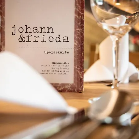 Almhotel Hochhaederich Отель Riefensberg